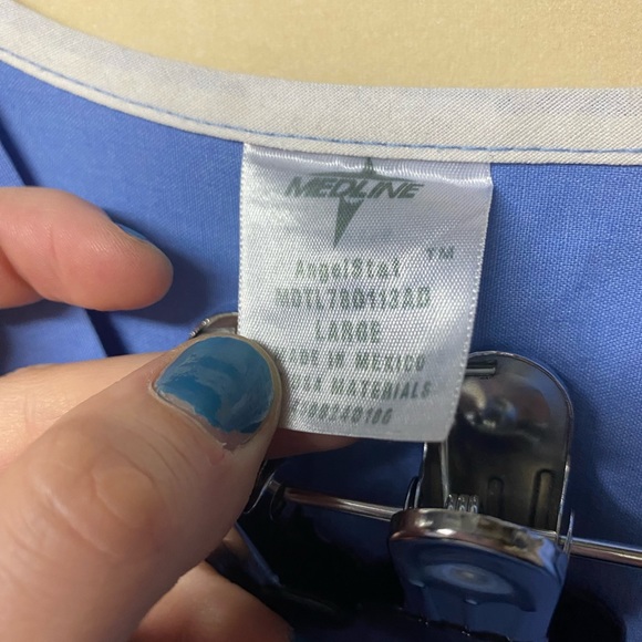 2/$30⚡️- SCRUBS | Men’s Medline Scrubs size large - Picture 2 of 4